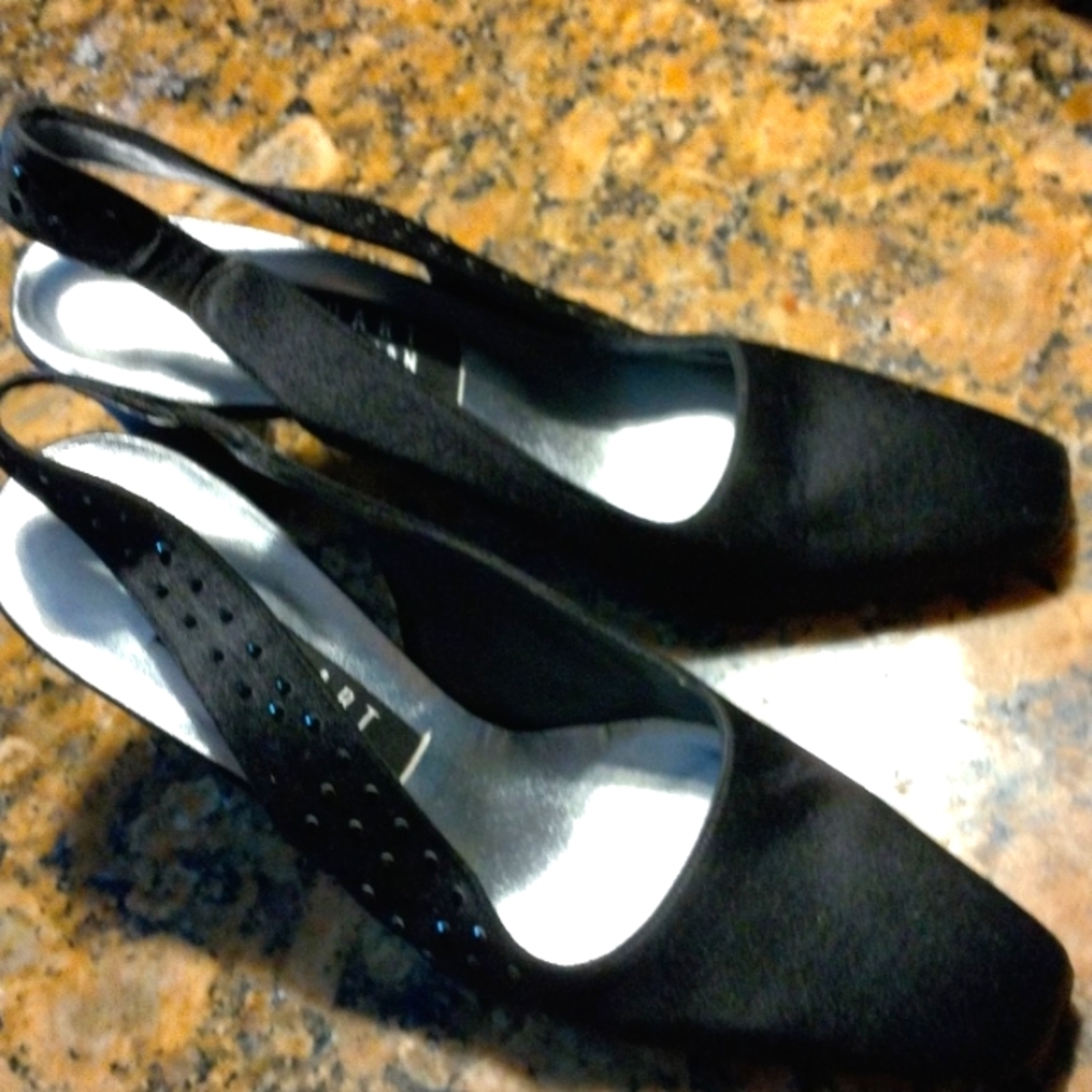Slide back heels